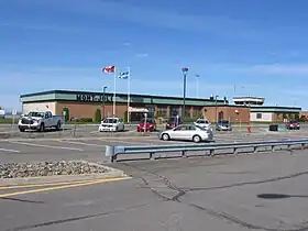 L'aéroport de Mont-Joli en octobre 2010