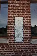 Plaque monument aux morts.