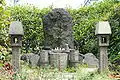Monument aux victimes du déraillement, à la sortie de la gare