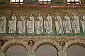 Procession de Saints offrant des couronnes votives VIe&nbsp;siècle, Sant'Apollinare Nuovo, Ravenna, Italy
