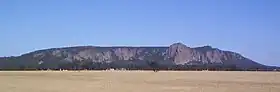 Le mont Arapiles dominant la plaine de Wimmera