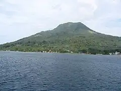 Le mont Guisiliban (571&nbsp;m).