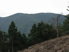 Vue du mont Minami Katsuragi depuis le mont Iwawaki.