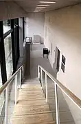 Accès au sous-sol.