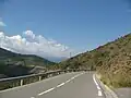 L'ex-route nationale N-152 dans sa longue portion en corniche près de Urtx.