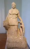 Statuette d'Athéna, copie du Ier&nbsp;siècle de l'Athéna Parthénos de Phidias. Musée national archéologique d'Athènes.