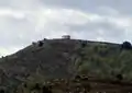 Chapelle de la Virgen de la Naranja situé sur une colline.