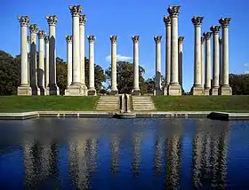 Colonnes du Capitole (Arboretum National)