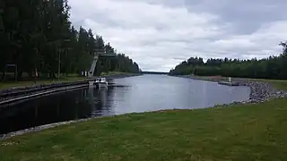 Le canal de Neituri (fi).