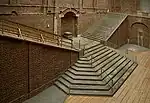 Projet d'escalier symétrique, inachevé.