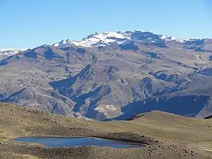 Vue depuis le sud-est.