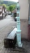 Fontaine rue principale.