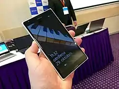 Nokia Lumia 1520&nbsp;(en), une phablette Windows Phone.