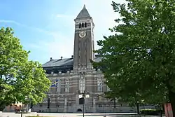 L'hôtel de ville