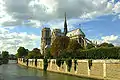Vue avec la cathédrale Notre-Dame.