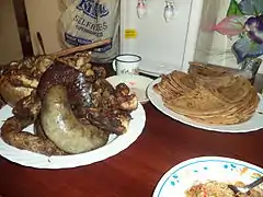 Avec des chapatis.