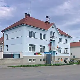 La mairie.