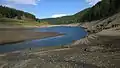 Bras latéral du lac à l'étiage