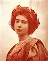 Olga de Meyer, vers 1897, par Adolf de Meyer