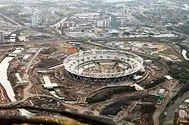 Le Stade Olympique sous construction à Statford