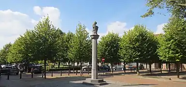 Le monument.