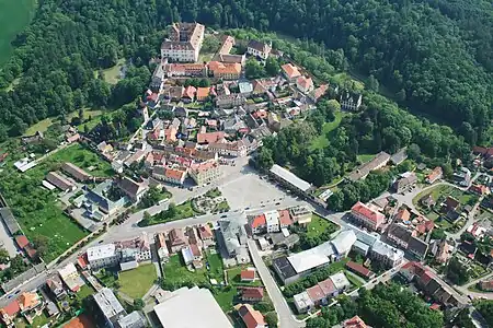 Opočno : vue aérienne.
