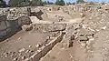 Oppidum de Pech Maho avec caniveau couvert.
