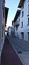 Rue principale du village, route d'Orelle.