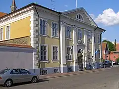 Nikolai 3, Hôtel de ville,