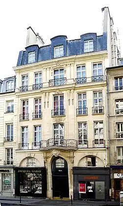 No&nbsp;151 bis : façade sur rue.