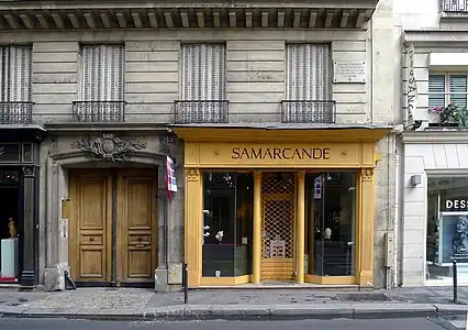 No 13 : maison où est mort Édouard Fournier.