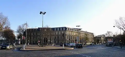 Place vue vers le côté du 13e arrondissement (gare d'Austerlitz).