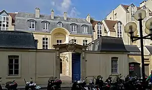 No&nbsp;22, l'hôtel Delisle-Mansart.