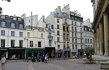 Maisons du XVIIe&nbsp;siècle, côté rue Coquillière.