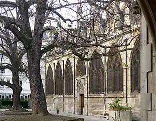 Façade méridionale de l'église.