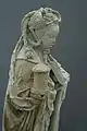 Marie-Madeleine, de profil.