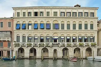 Palais Moro Lin (it)