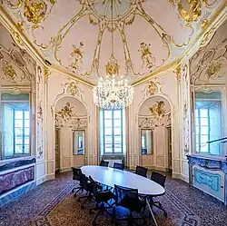 Chambre rose.