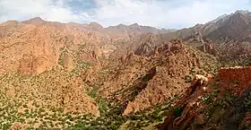 Vue sur le djebel Lkest depuis Ammeln.
