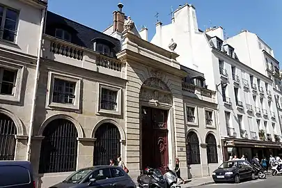 No 118, l'hôtel de Clermont-Tonnerre.