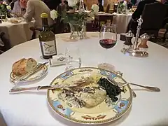Poularde aux morilles.