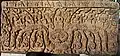 Divinité assise sur un kirtimukha. Style du Baphuon, XIe siècle. Trouvé au Prasat Hin Phimai