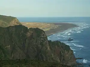 Whatipu plage : zone de l'épave