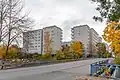 Bâtiments de Pihlajisto typiques des années 1970.