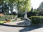 Le monument aux morts.