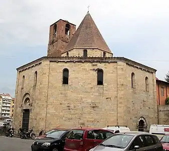 Vue extérieur Saint-Sépulcre, Pise