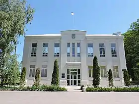Pivdenne