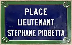Voir la plaque.