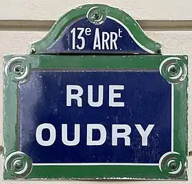 Voir la plaque.