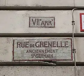 Voir la plaque.